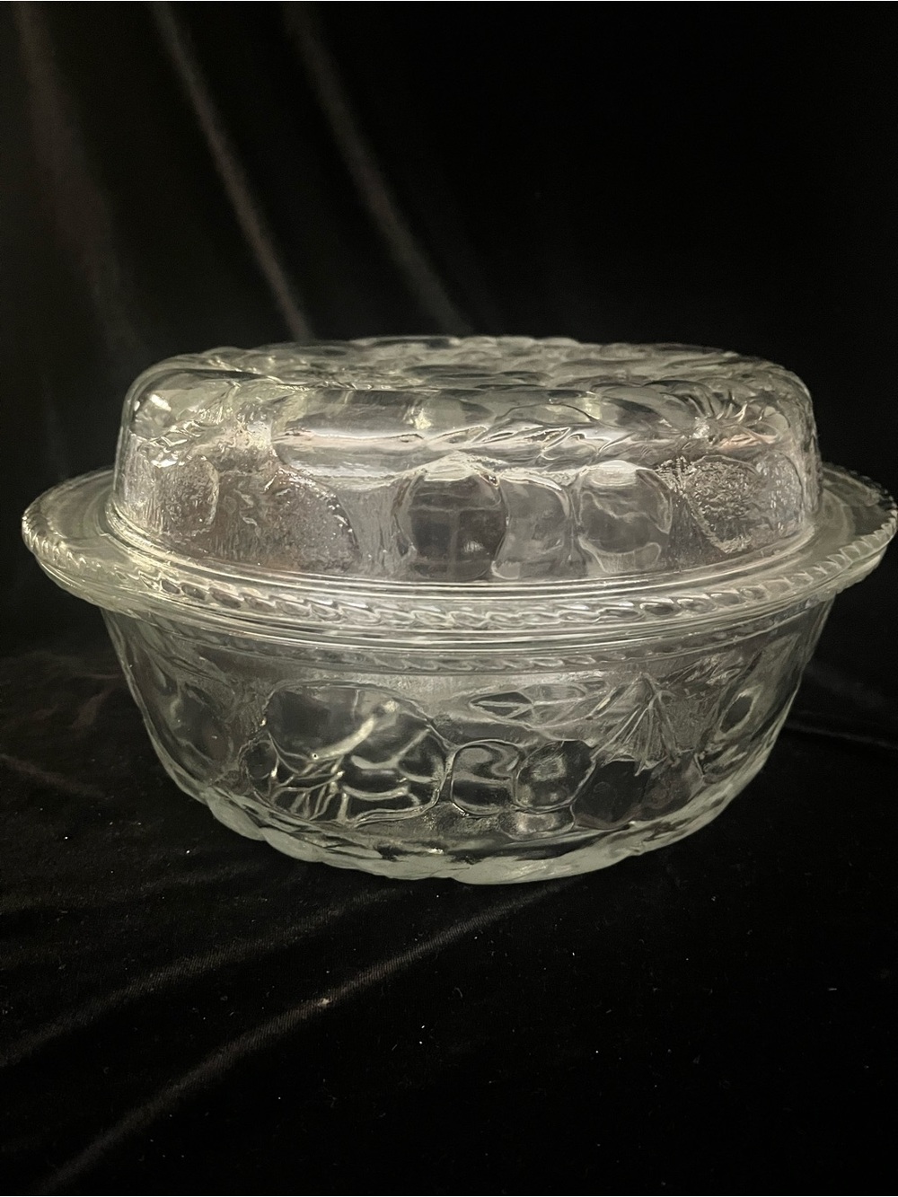 Vintage Libby Clear 3 quart Pressed Glass Casserole